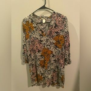 H&M Floral Flowy V-Neck Dress
